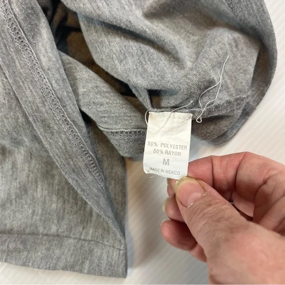 Netflix Stranger Things Grey Tee Shirt, Size Medium - Picture 7 of 9